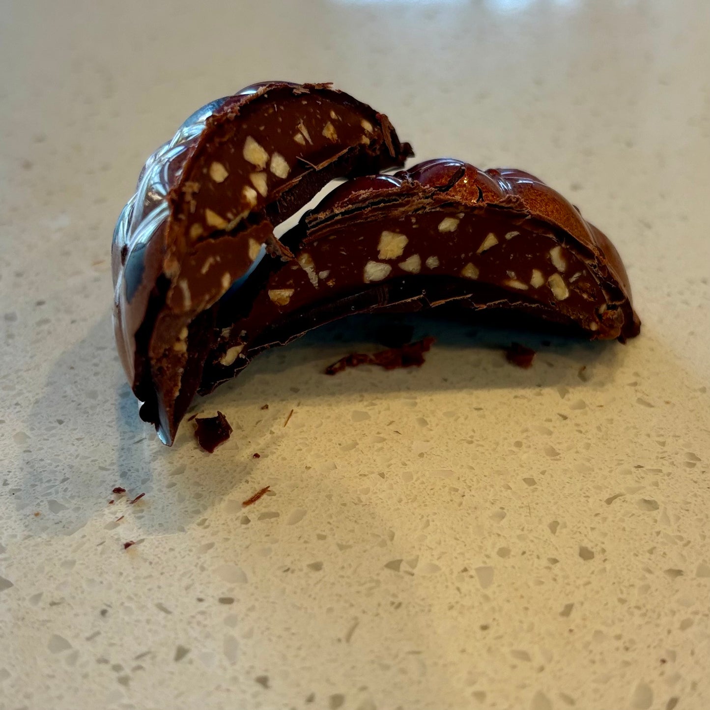 Hazelnut Crunch Easter Eggs (vegan)